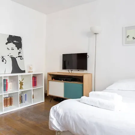 Pantheon Private Latin Quarter Studio